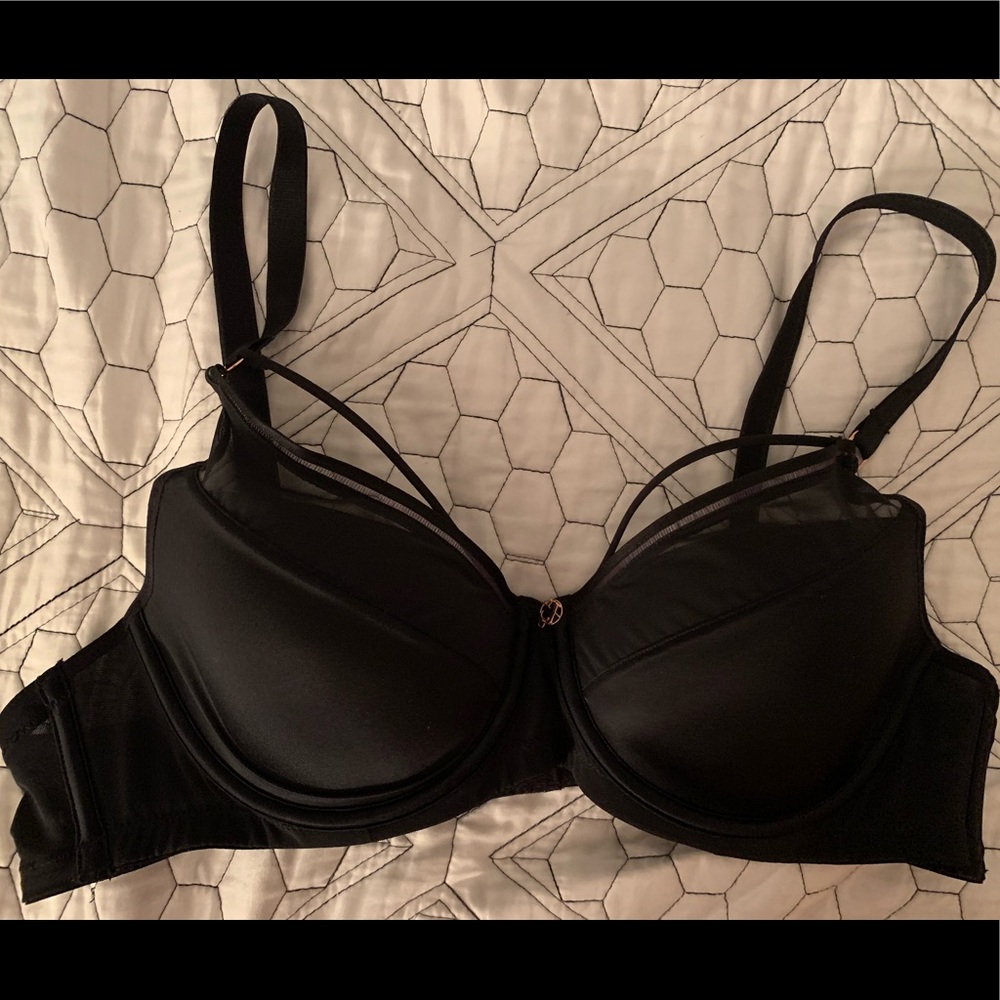 Ashley Graham Black Sexy Bra 40B